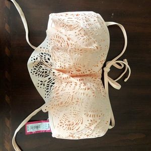 Women’s bikini top